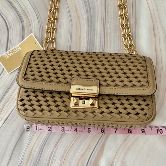 NEW! Michael Kors Tribeca Small Hand-Woven Leather Shoulder Bag Camel $398 - Picture 14 of 15